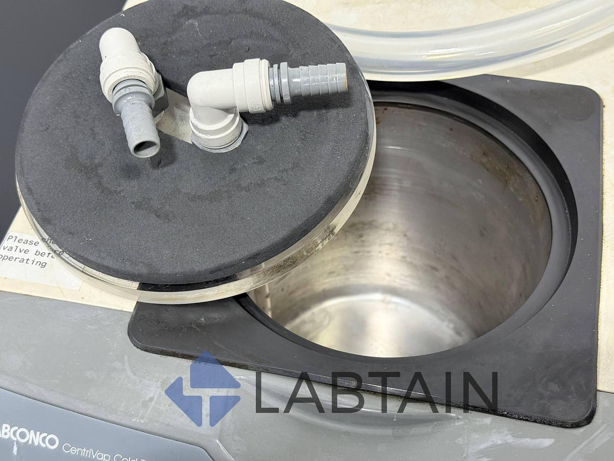 Used Labconco CentriVap Concentrator System 7811000 Vacuum Centrifuge Evaporator 030808275 F – Tested
