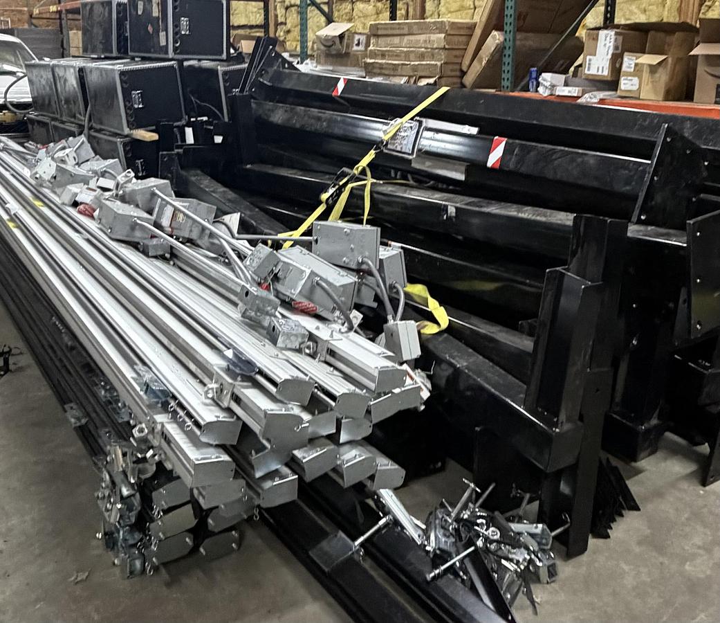 Used 2022 TAWI Industrial Vacuum Lift System | 20 Stations | Complete Conveyor Lift Setup