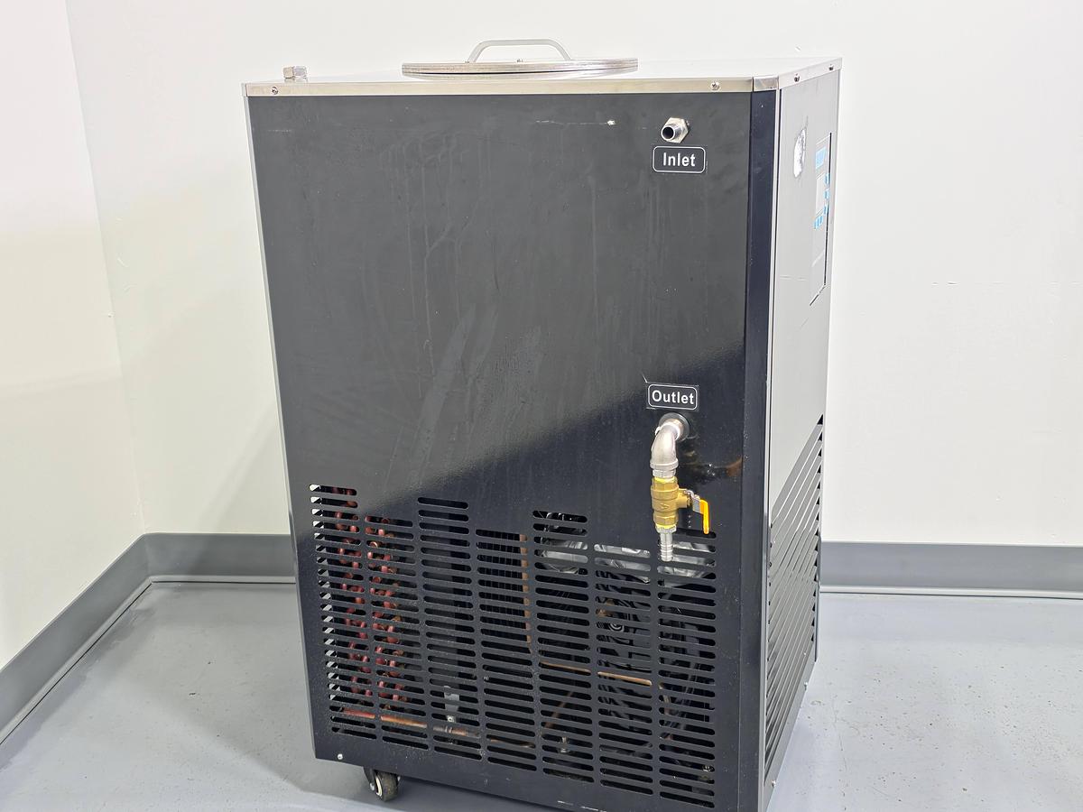 Used USA Lab UC-30/40 Refrigerated Circulator Chiller (220V) Used
