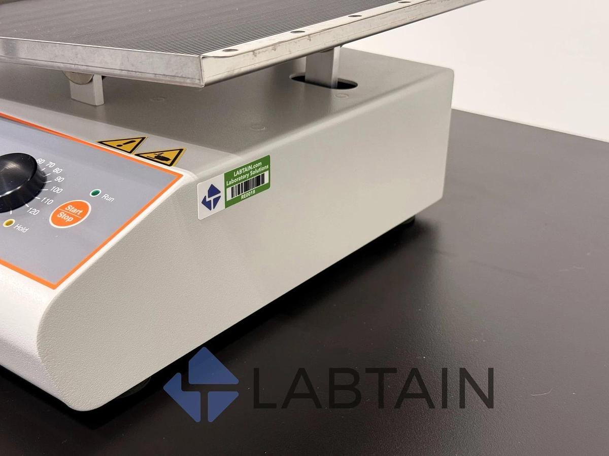 Used Corning LSE Platform Rocker XL – Model 6703 – Large-Capacity Laboratory Rocker – Excellent Condition