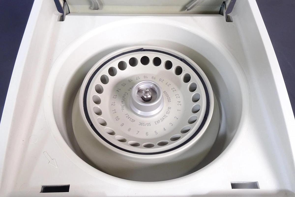 Used Beckman Coulter Microfuge 18 Centrifuge 367160 – Tested