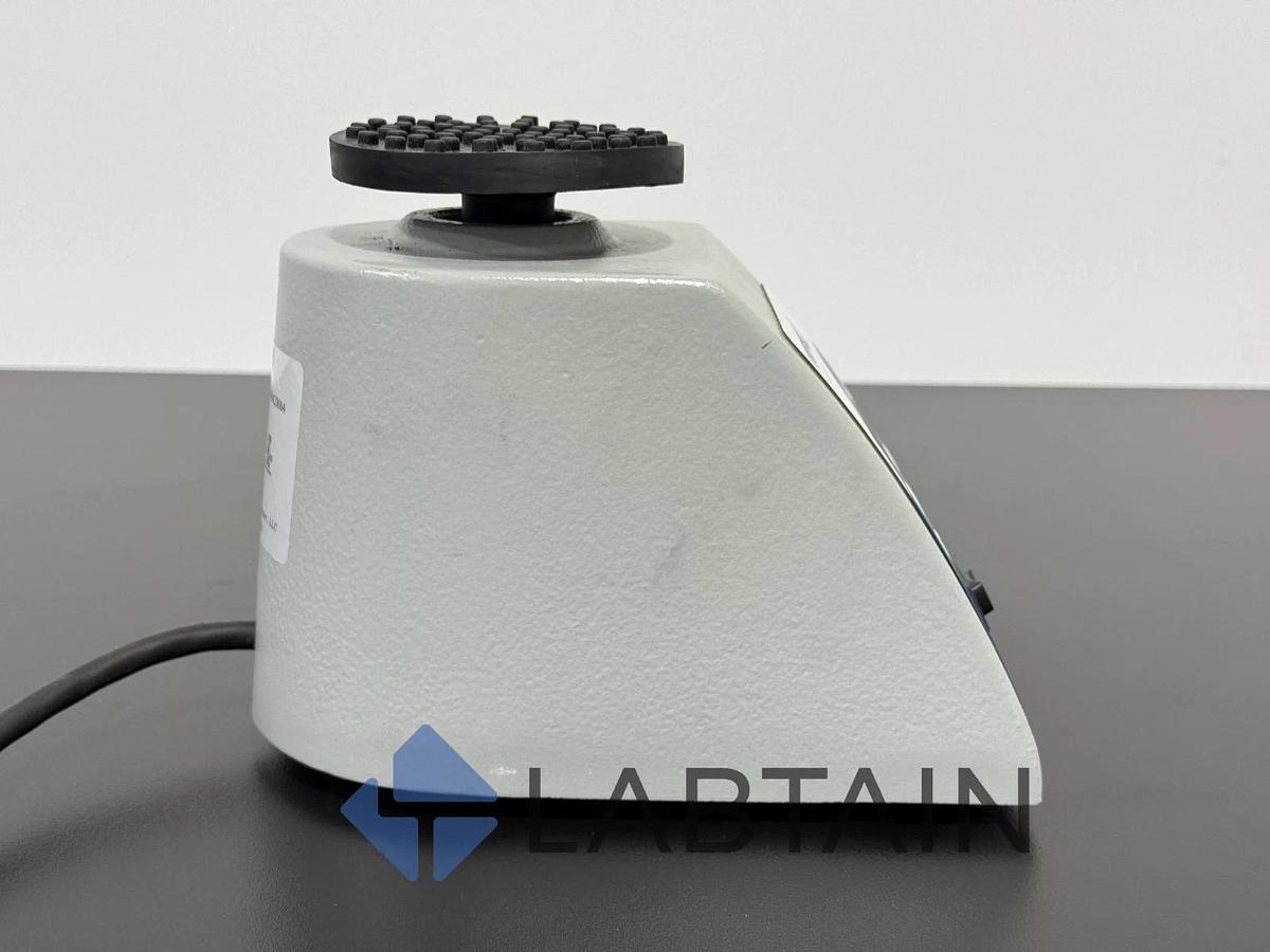 Used VWR Signature Digital Vortex Mixer, Cat No. 14005-824