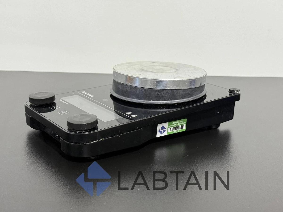 Used IKA PLATE S001 Magnetic Stirrer with Heating (1700rpm, 340°C)