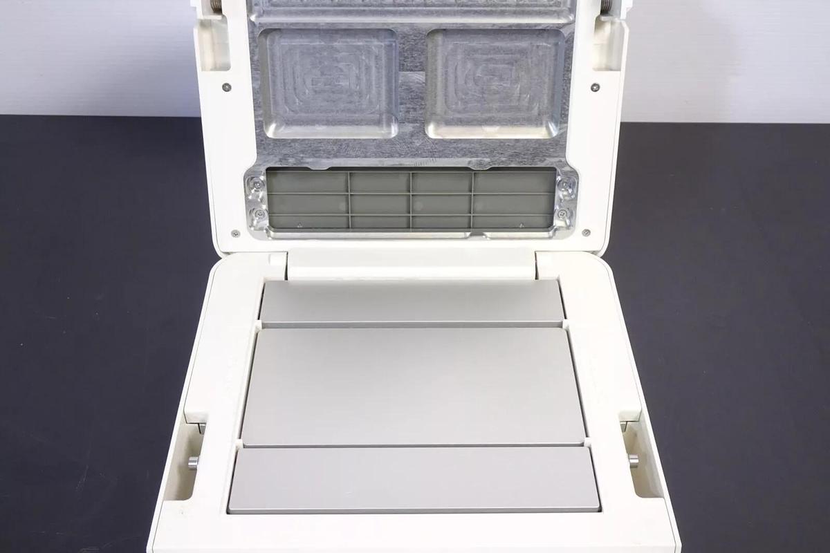 Used Invitrogen / Thermo Fisher Scientific iBind Flex Western Device SLF2000