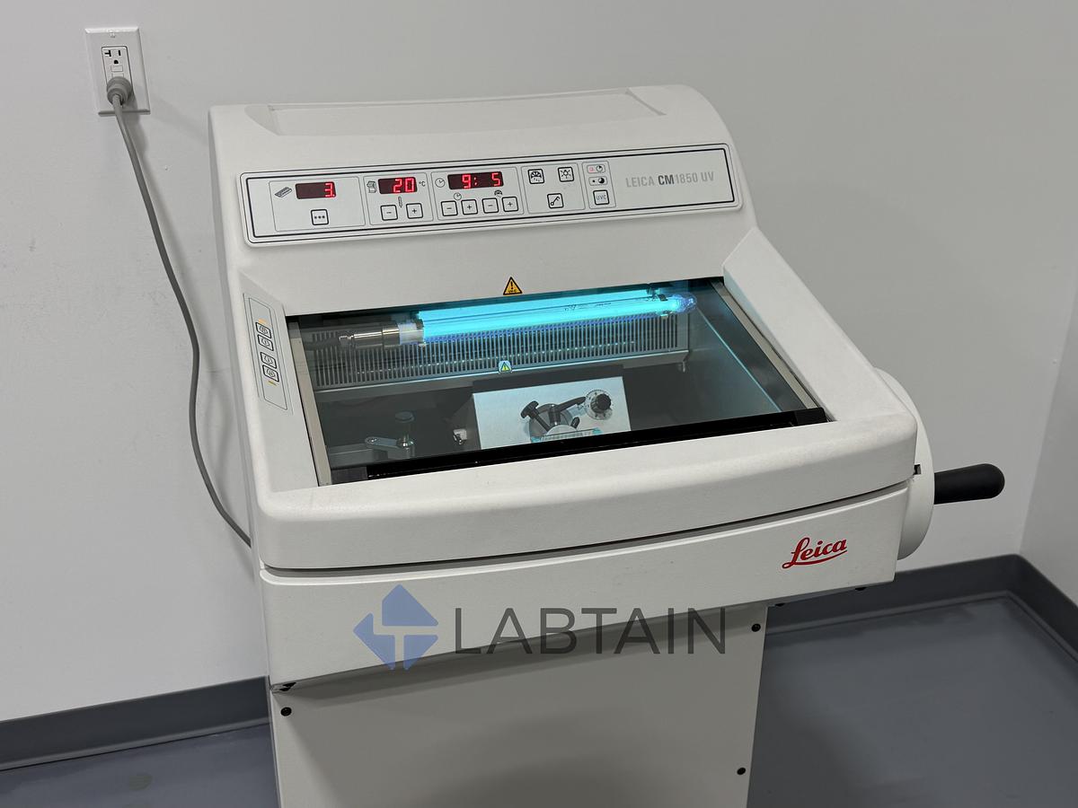 Used Leica CM1850 UV Clinical Cryostat Microtome 120V For Parts / Repair