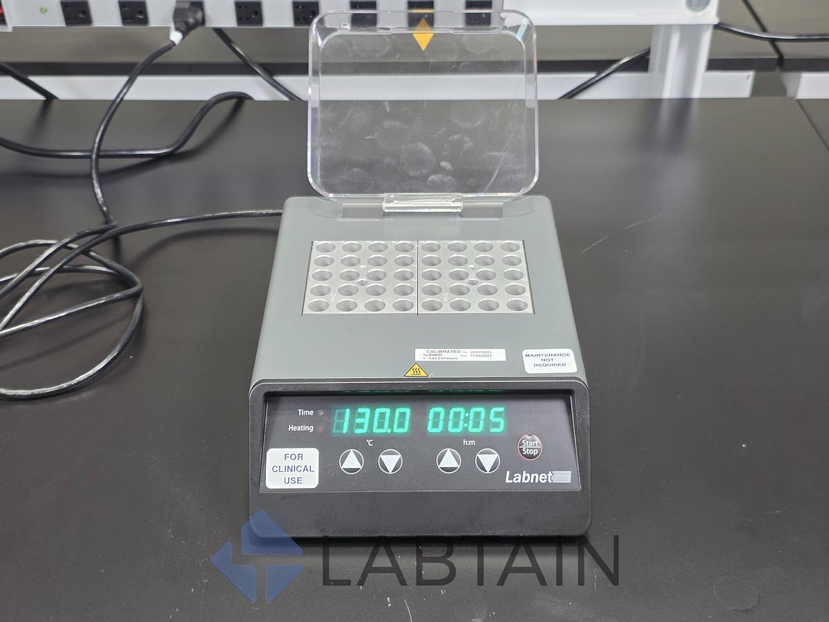 Used Labnet D1302 Dual Block Digital Dry Bath Incubator 115V Perfect Condition