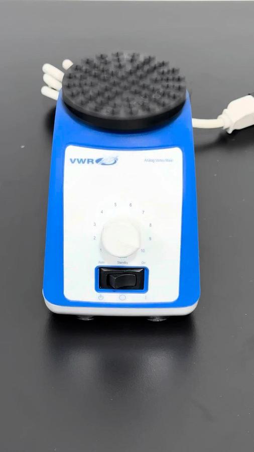 Used VWR Analog Vortex Mixer – Model 10153-838 – Lab Mixer, 120V