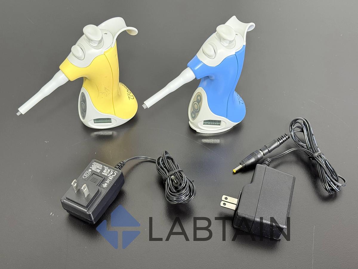 Used VistaLab Ovation BioNatural Pipette Set – 0.5–20 µL & 5–250 µL – Ergonomic Manual Pipettes – Used