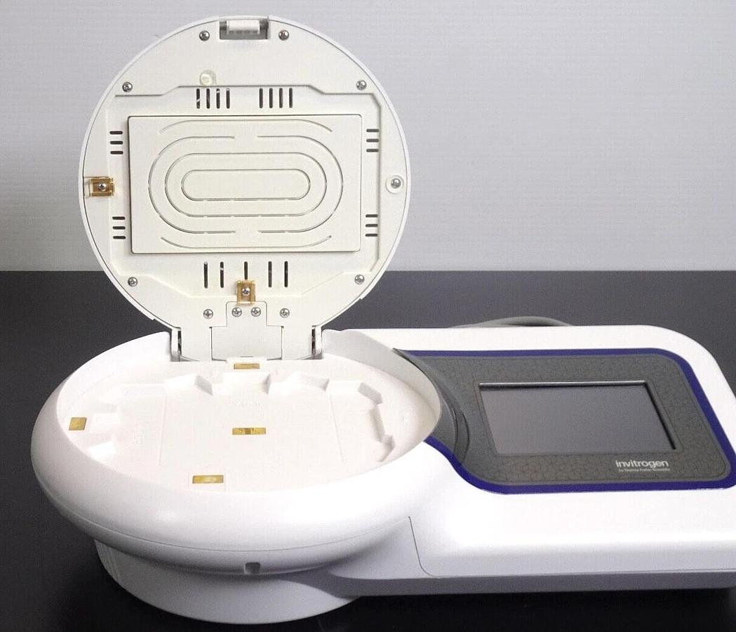 Used Thermo Invitrogen iBlot 2 Gel Transfer Device IB21001