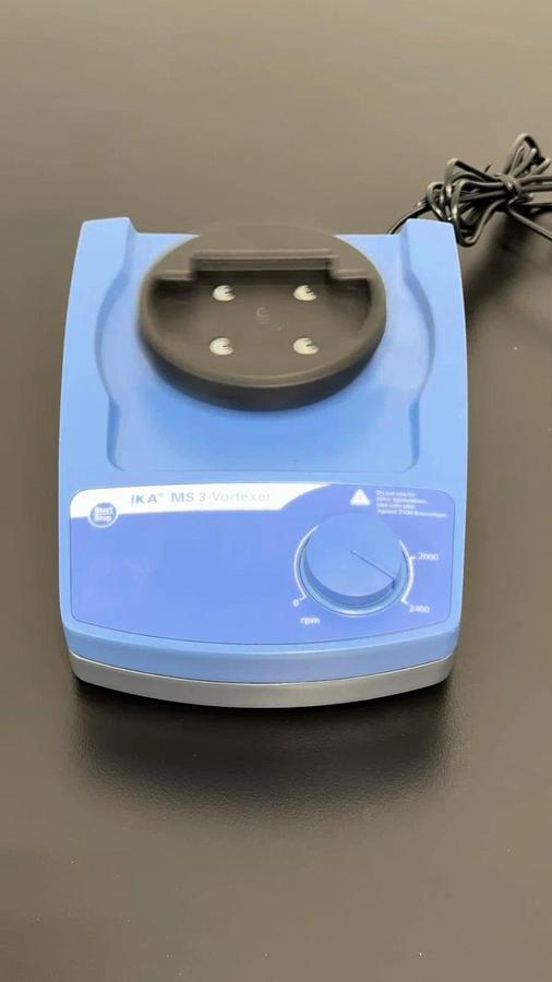 Used IKA Vortexer – Compact Variable-Speed Lab Shaker – Model MS 3 B S36 – Excellent Condition