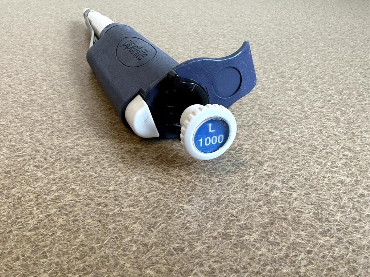 Used Rainin Pipet-Lite LTS L-1000 | 100-1000uL Single Channel Pipette w/Warranty