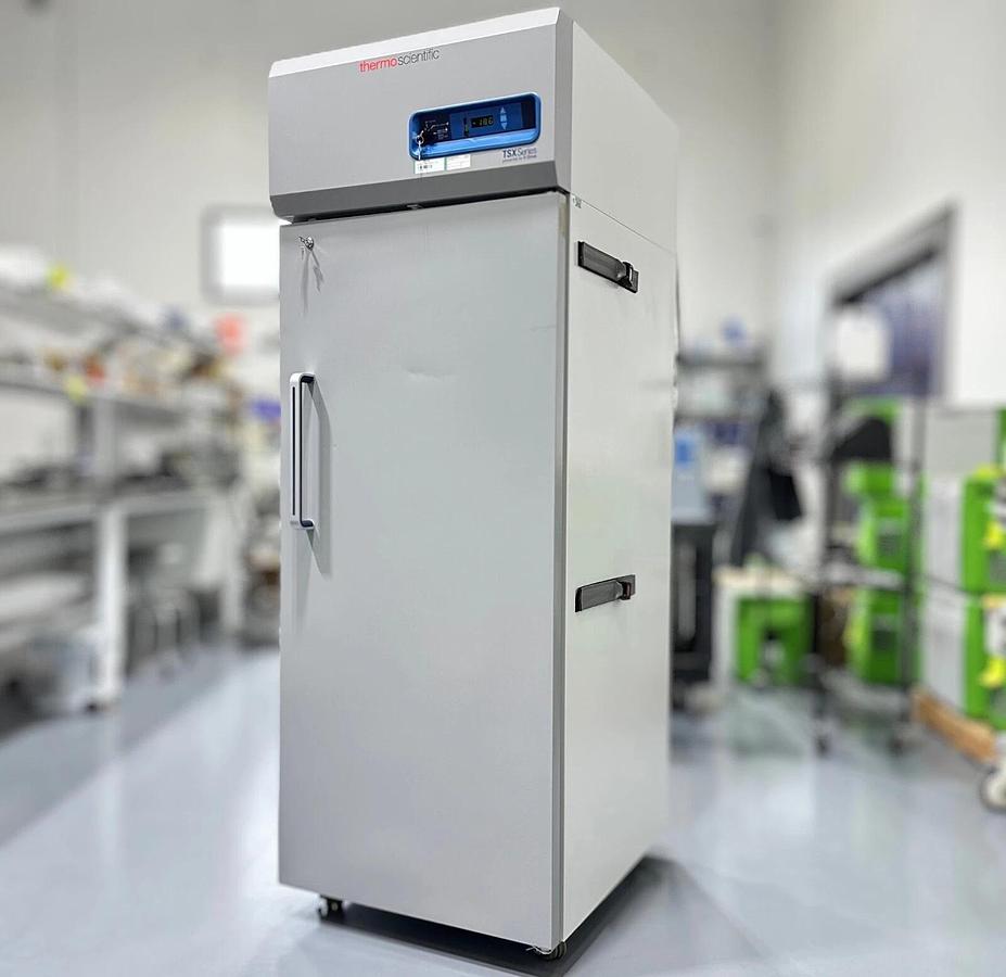 Used Thermo Scientific TSX Series TSX2320FA High-Performance -20C Lab Freezer