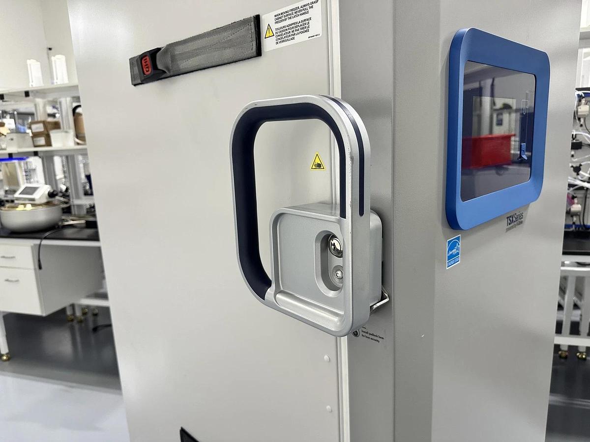 Used Thermo Fisher Scientific TSX40086A Ultra-Low Temperature Freezer – -80°C – 400L – Tested