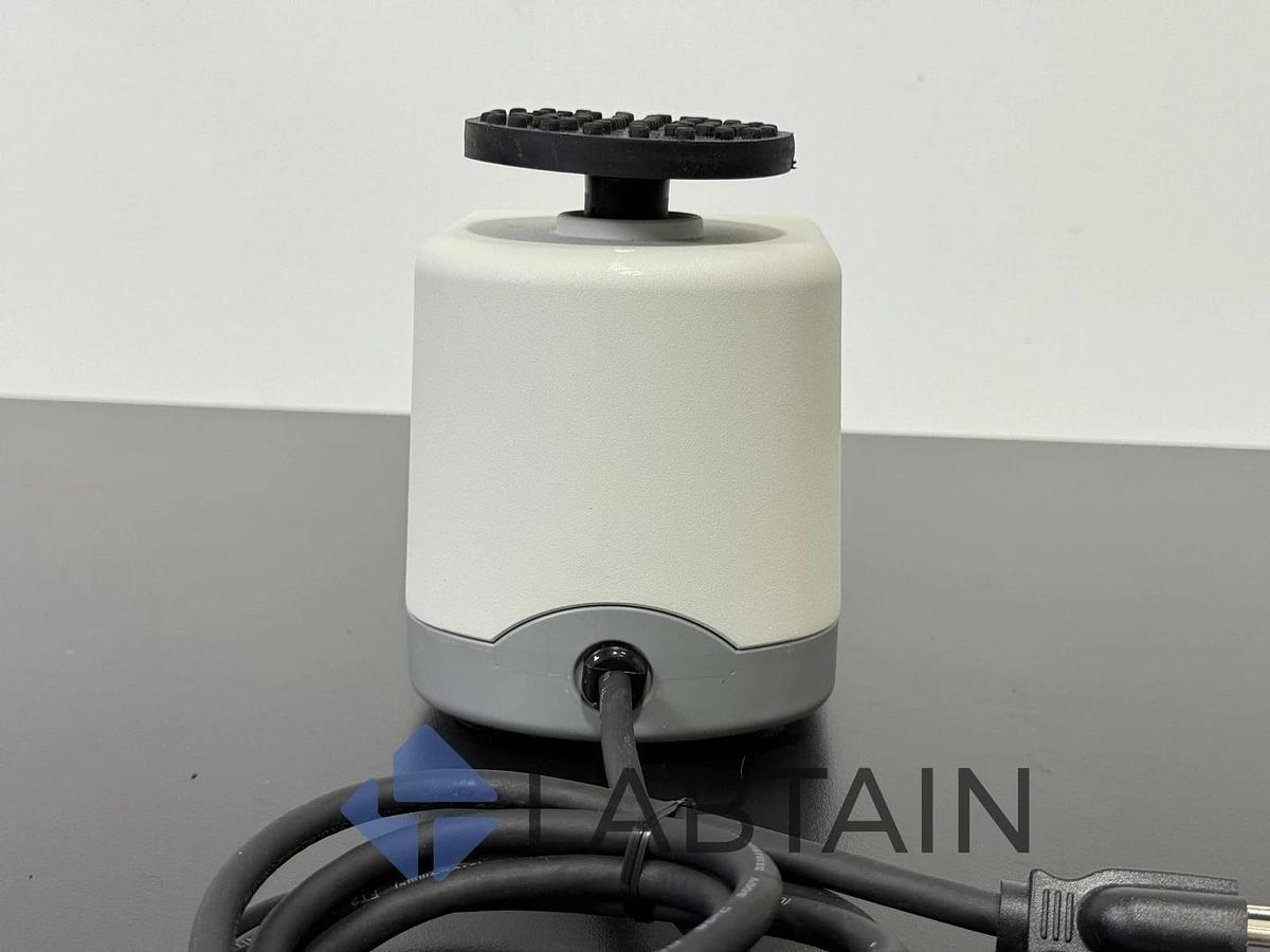 Used Fisher Scientific Analog Vortex Mixer 120V | Cat# 02215414 | C333679904