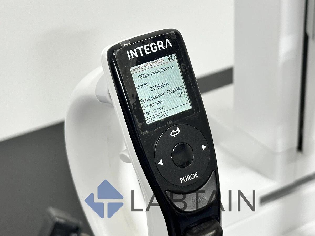 Used Integra VIAFLO Assist Pipetting Robot w/ 300 µL & 1250 µL Multichannel Pipettes – Tested