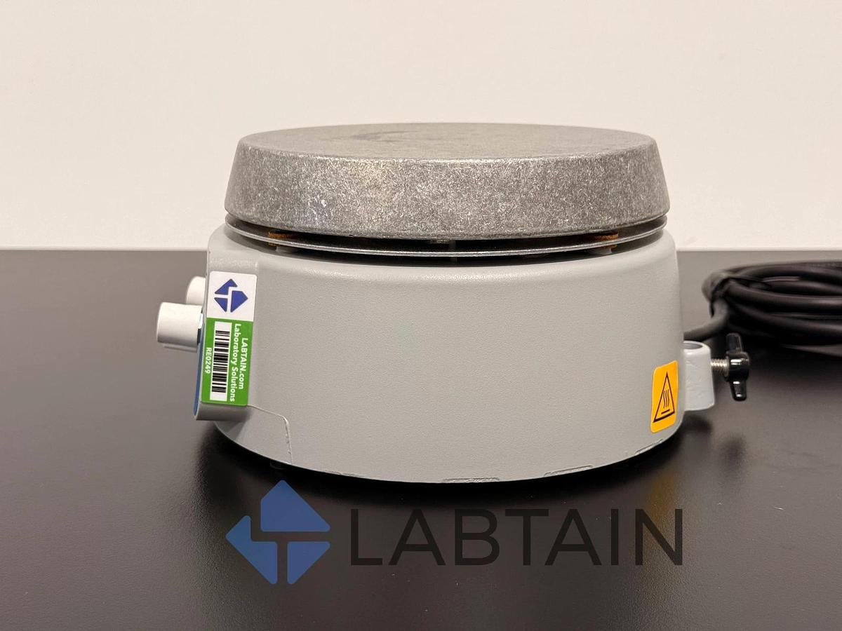 Used VWR DYLA-DUAL HOT PLATE/STIRRER 12820-870