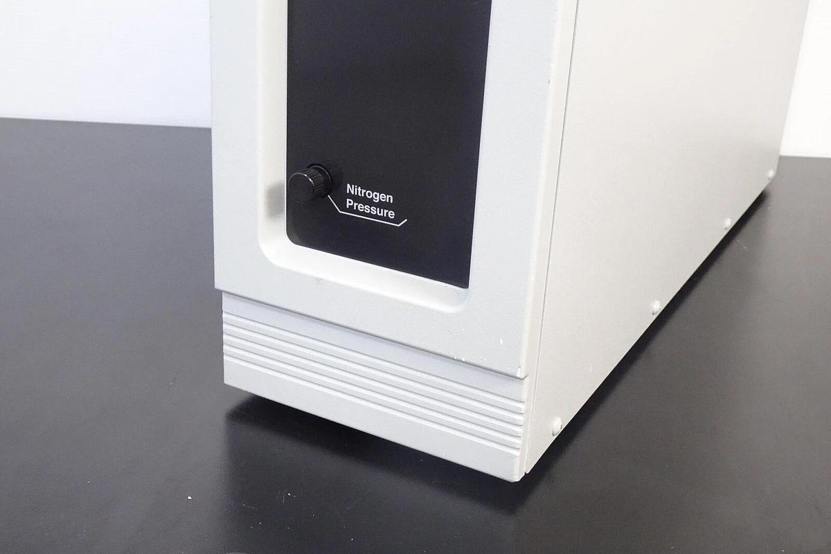 Used Parker Balston MGG-400NA Makeup Gas Generator for FID / GC – Used