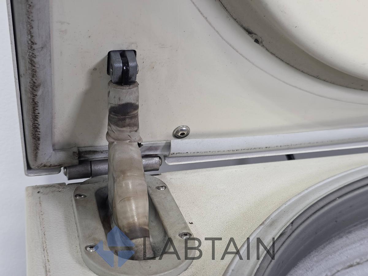 Used Thermo Scientific Sorvall Legend RT+ Refrigerated Benchtop Centrifuge (75004377) with Sorvall/Heraeus 75006445 Four-Place Swinging-Bucket Rotor & (4) Buckets — Used/Inspected
