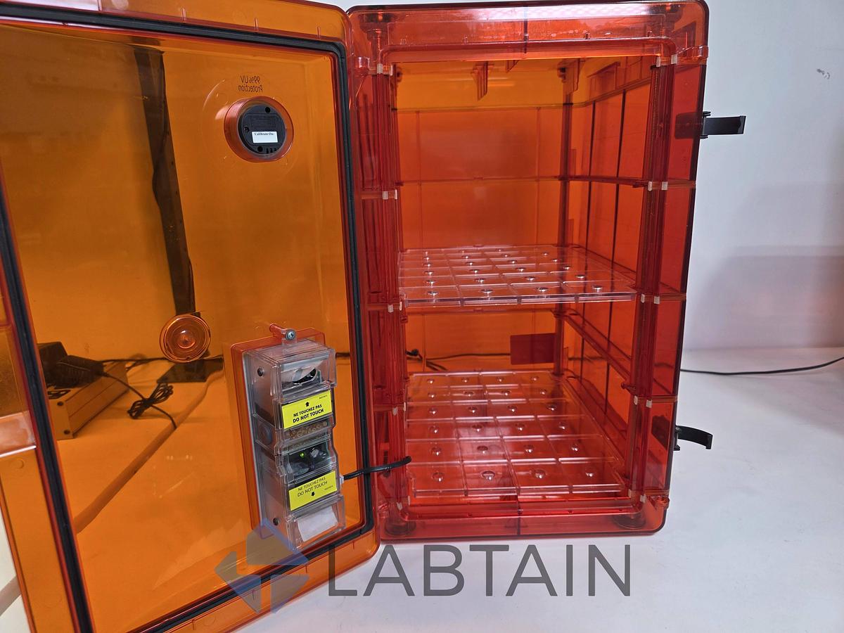 Used Bel-Art SP Scienceware Secador 4.0 Auto-Desiccator Cabinet Amber 120V