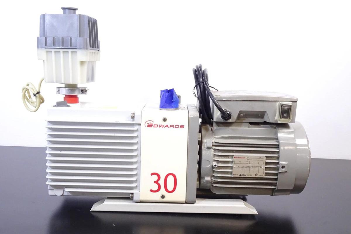 Used Edwards E2M30 Rotary Vane Vacuum Pump | A374-15-903