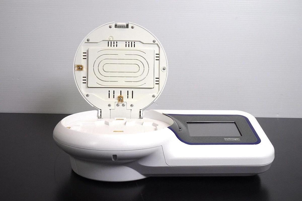 Used Thermo Invitrogen iBlot 2 Gel Transfer Device IB21001