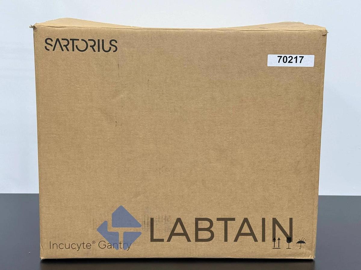 Used Incucyte ZOOM Live-Cell Imaging System by Essen BioScience | 45302