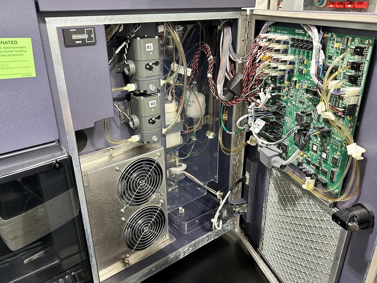 Used BD FACSCanto II Flow Cytometer System – With Fluidics Cart and BD HTS – Used