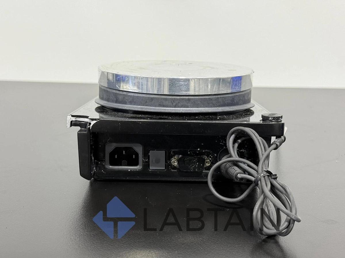 Used IKA PLATE S001 Digital Heating Magnetic Stirrer | 220033103