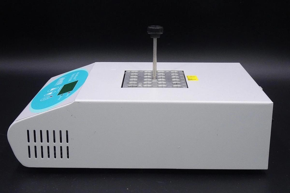 Used Labnet AccuBlock Digital Dry Bath D1100