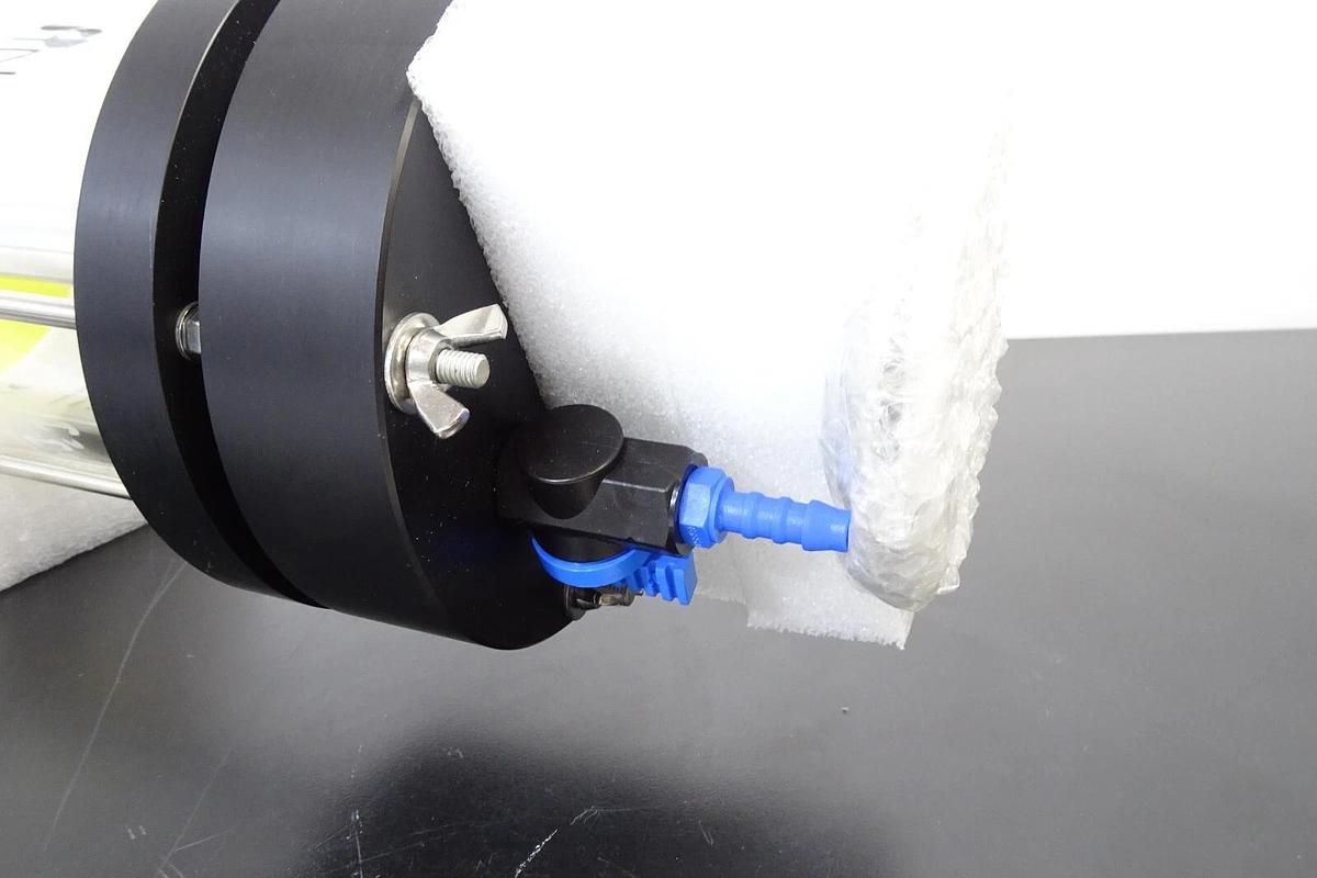 Cytiva INdEX 100/500 Glass Chromatography Column – 18-1104-15 – 4 L – Used