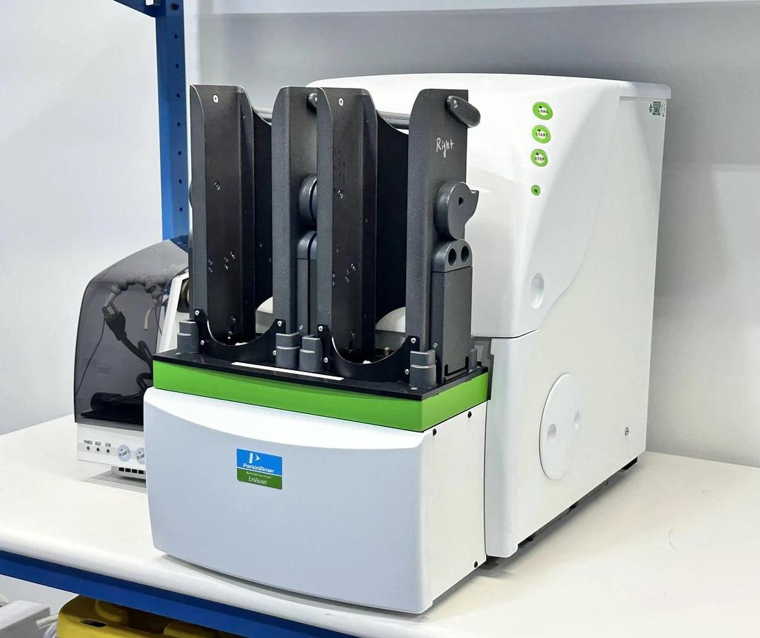 Used PerkinElmer EnVision 2104-0010 Multilabel Plate Reader with 2203-1060 Dispencer