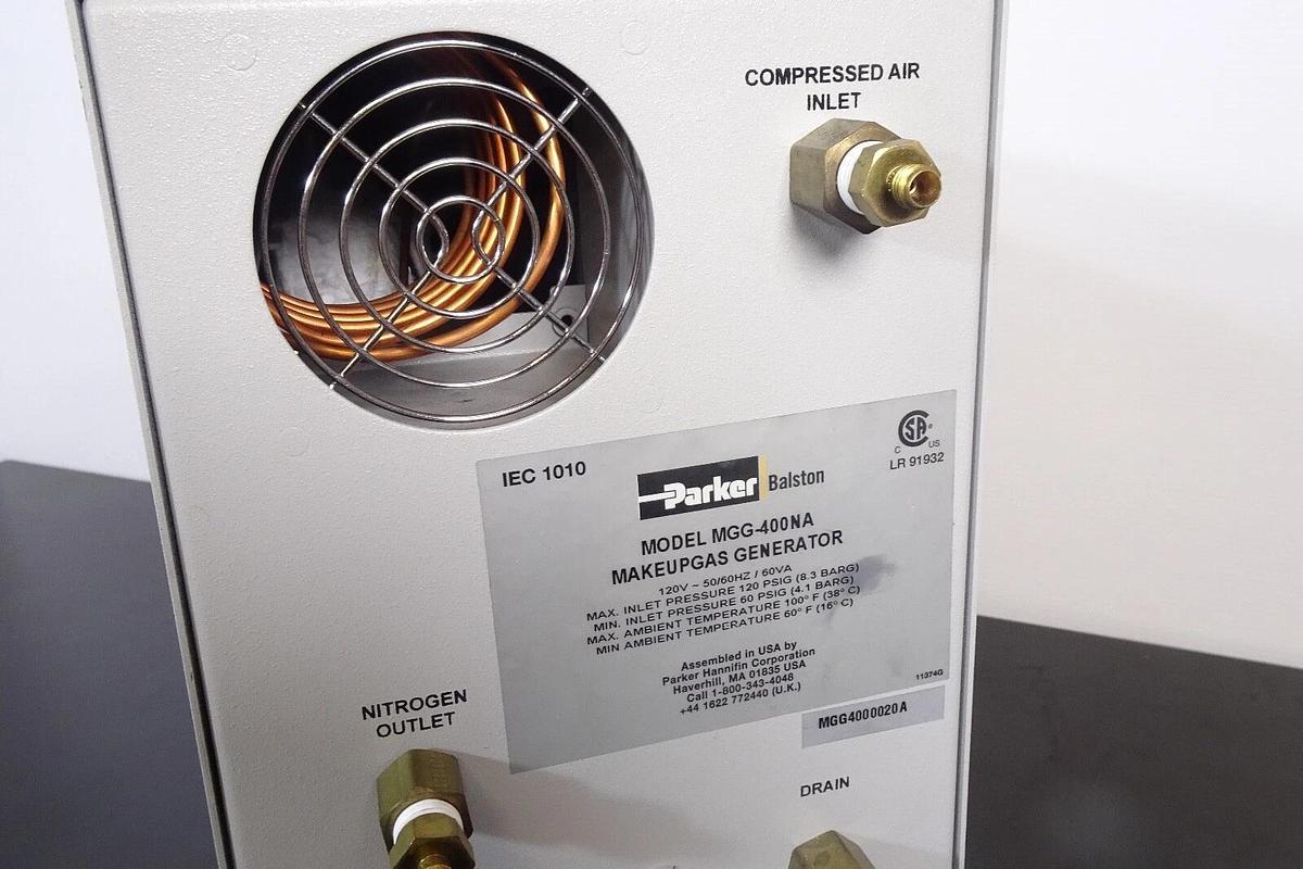 Used Parker Balston MGG-400NA Makeup Gas Generator for FID / GC – Used