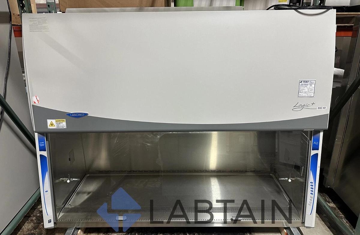 Used Labconco 302619101 6' Purifer Class II A2 Logic+ Biosafety Cabinet With Stand