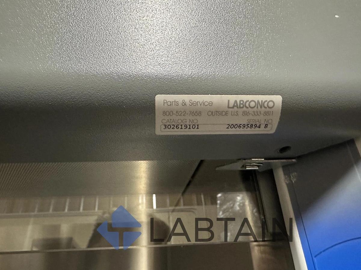 Used Labconco 302619101 6' Purifer Class II A2 Logic+ Biosafety Cabinet With Stand