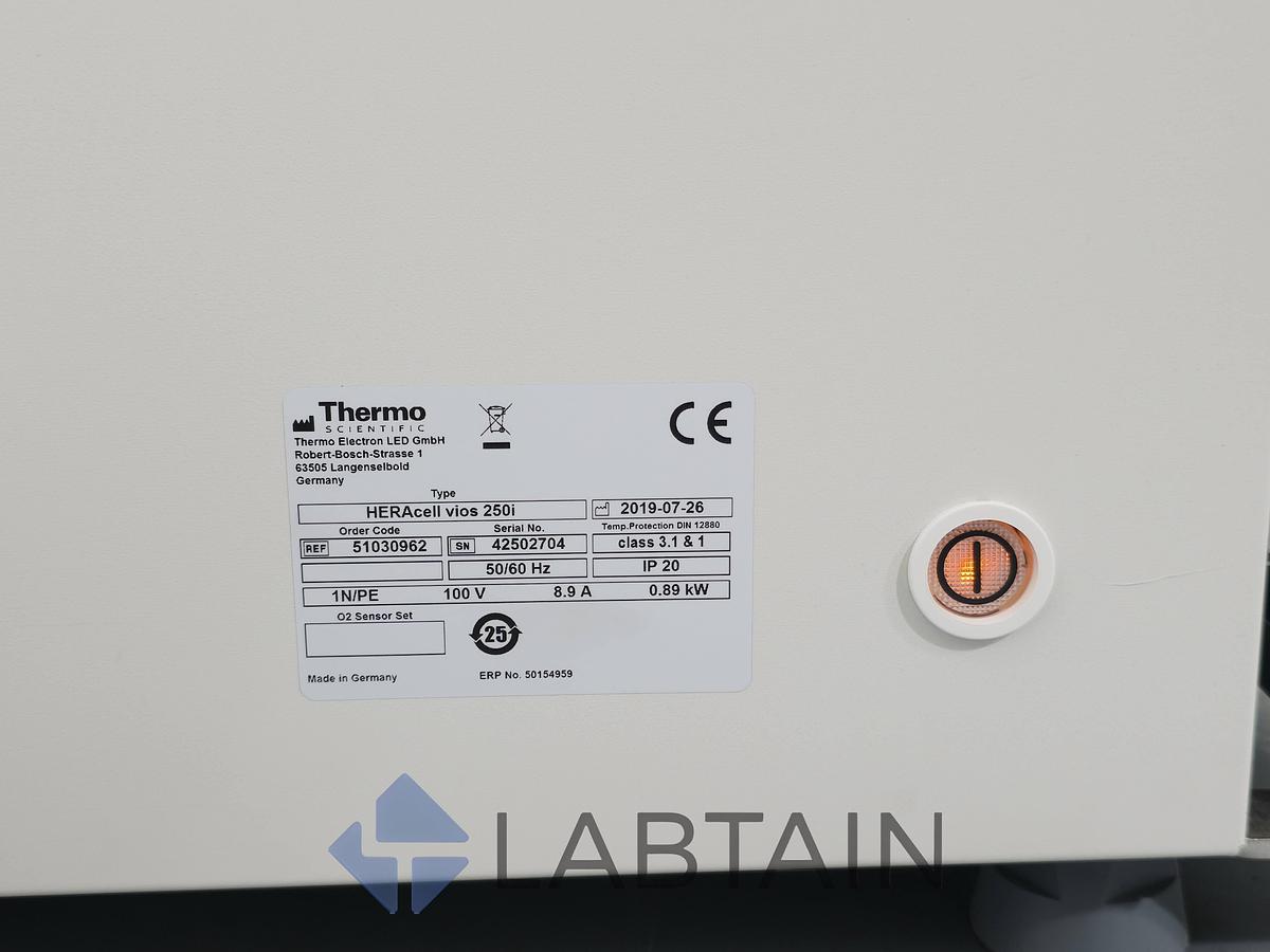 Used Thermo Scientific HERAcell Vios 250i CO2 Incubator (100V) Used