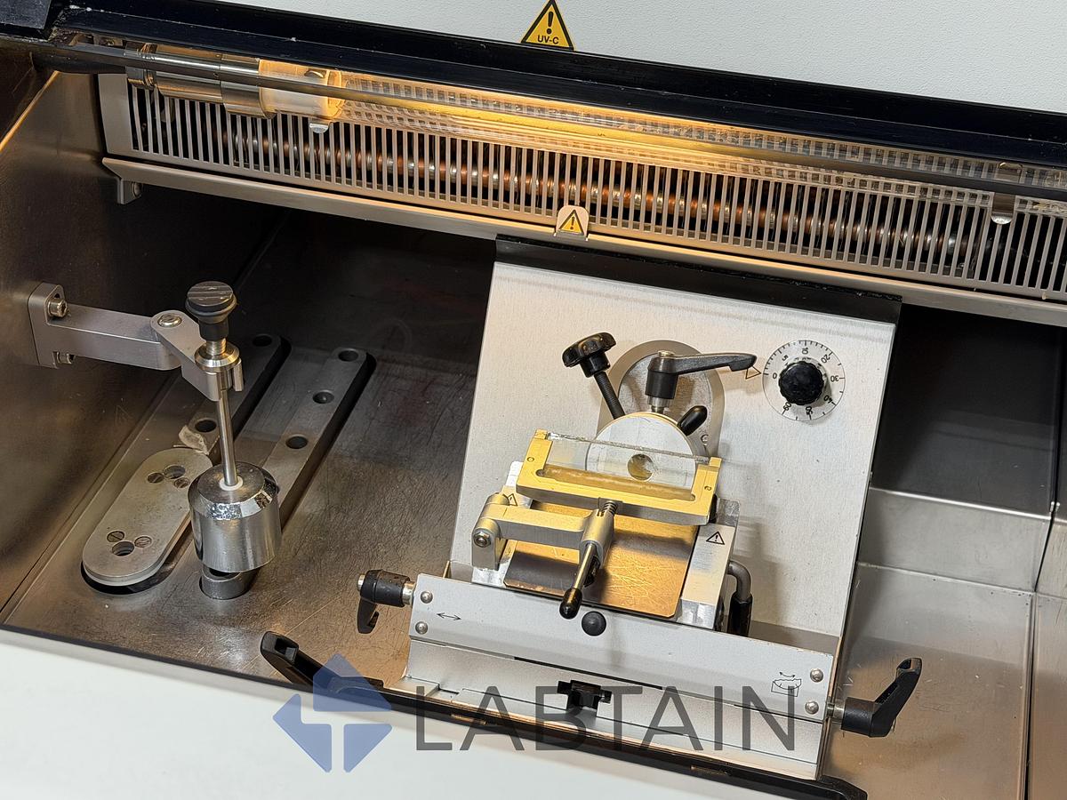Used Leica CM1850 UV Clinical Cryostat Microtome 120V For Parts / Repair
