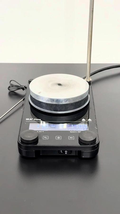 Used IKA PLATE S001 Digital Heating Magnetic Stirrer w/ Temp Probe