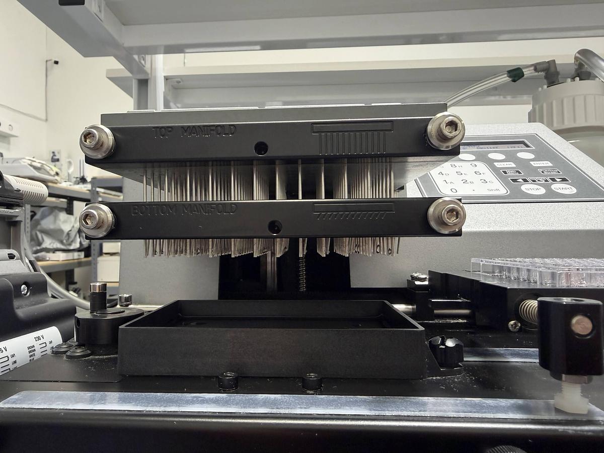 Used BioTek ELx405 Select CW Microplate Washer – With Pump & Bottles – Used – Lab Ready