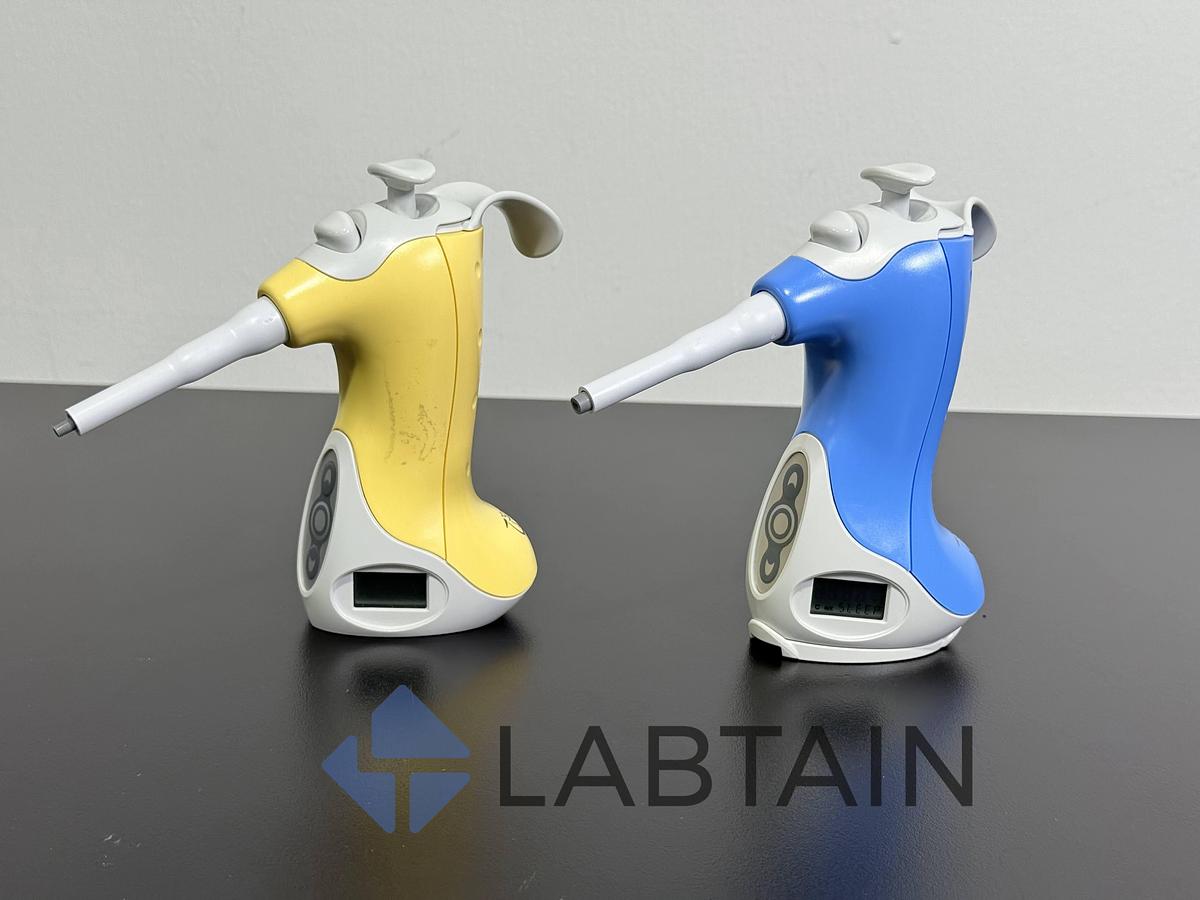 Used VistaLab Ovation BioNatural Pipette Set – 0.5–20 µL & 5–250 µL – Ergonomic Manual Pipettes – Used