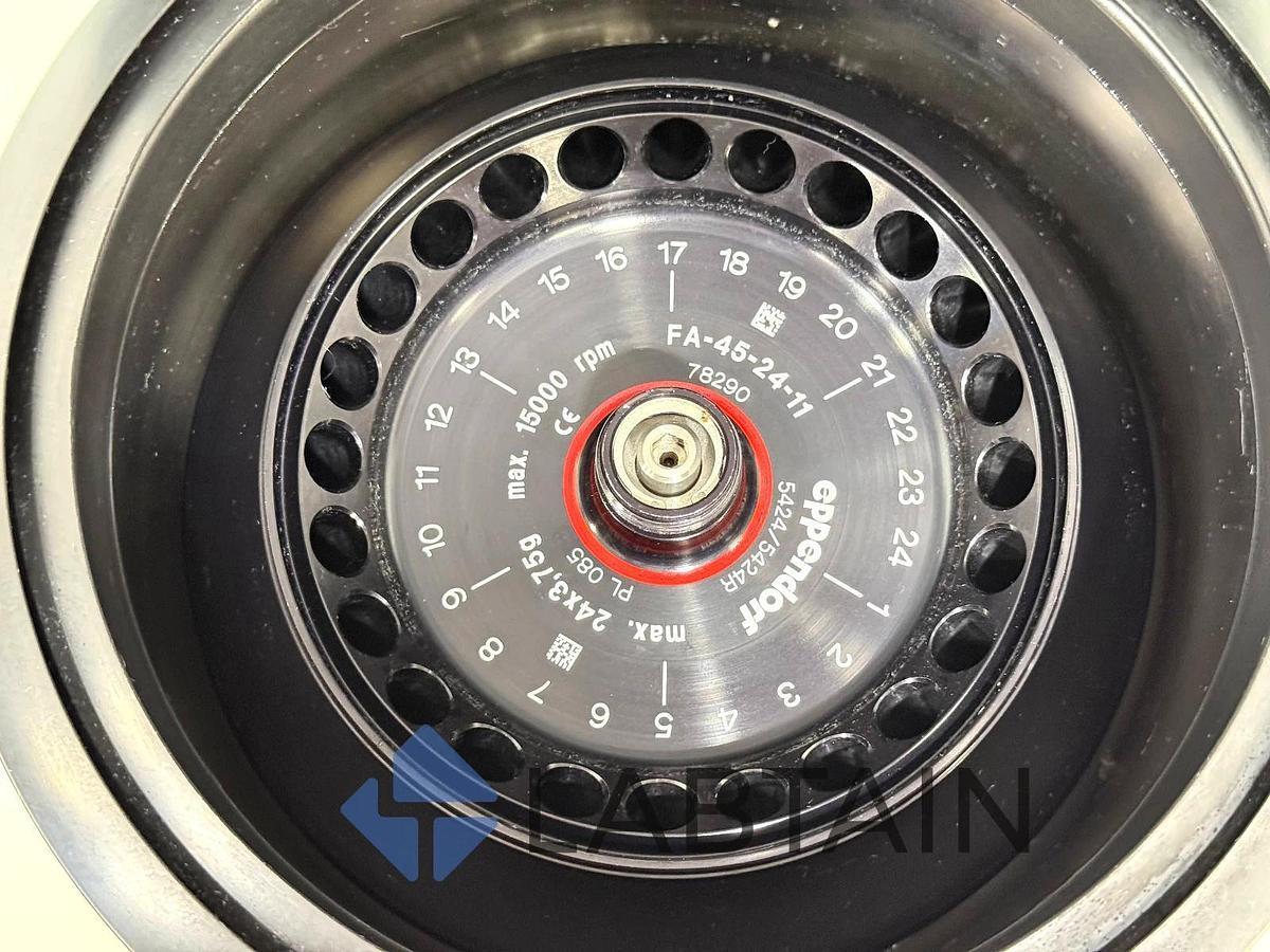 Used Eppendorf 5424R Refrigerated Microcentrifuge w/ FA-45-24-11 Rotor – S/N 5404FH021370 – Tested