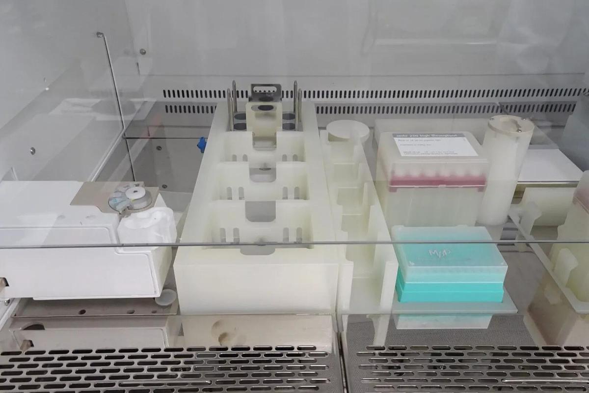 Used Sartorius Stedim Biotech AMBR 250 – 12-Way Bioreactor System – w/ Software – Tested