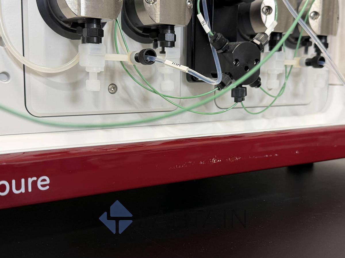 Used GE ÄKTA Pure Chromatography System with F9-C Fraction Collector & S9 Sample Pump