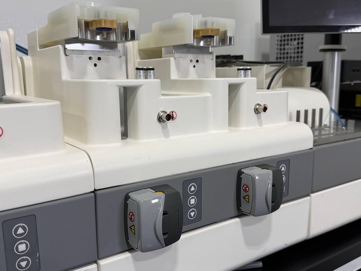 Used Sartorius ambr 250 Modular 8-Way Bioreactor System For Parts/Repair No Software