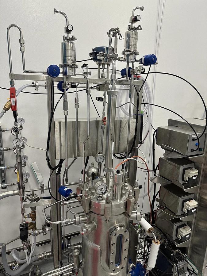 BioEngineering NLF Parallel Bioreactor / Fermentor 7-30 L – New & Unused – Manufacturer Packaged