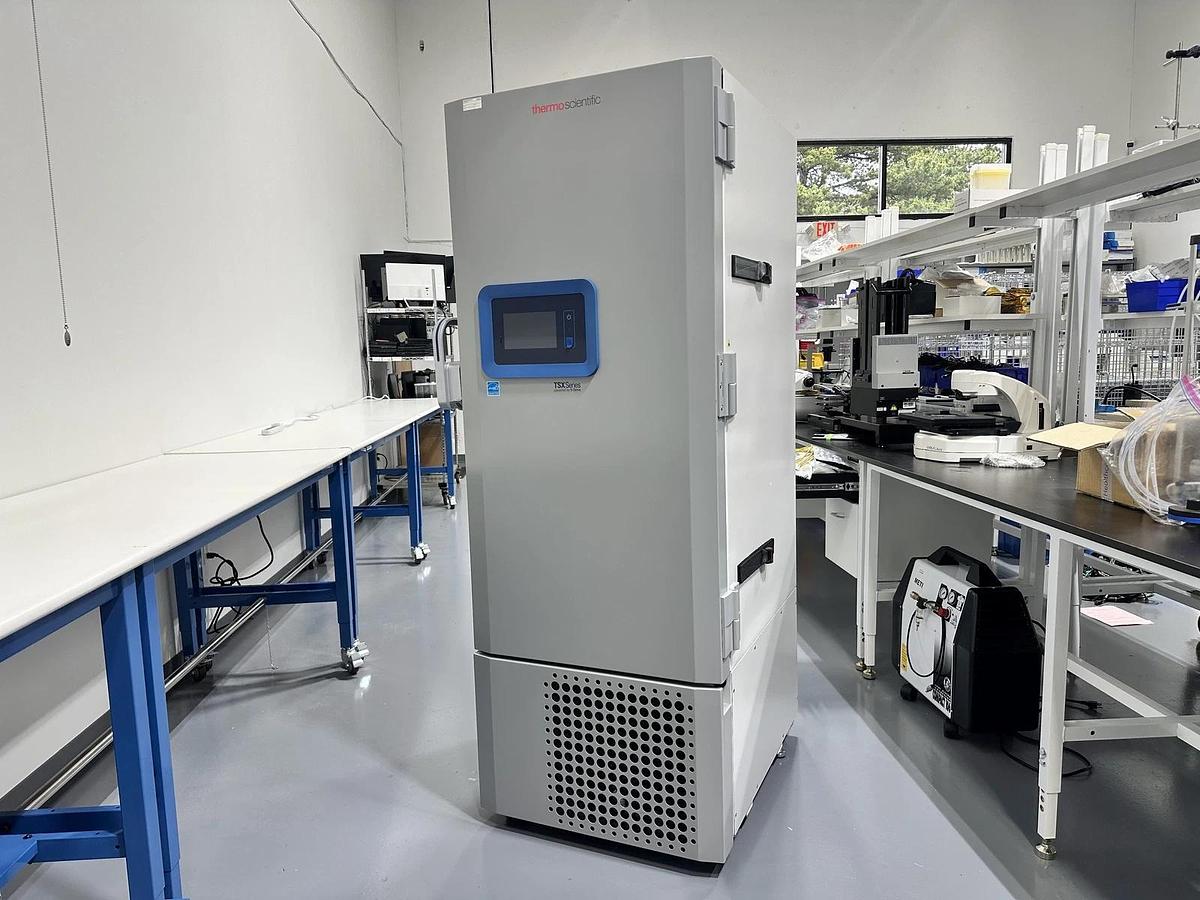 Used Freezer Thermo Fisher Scientific TSX40086A | -80
