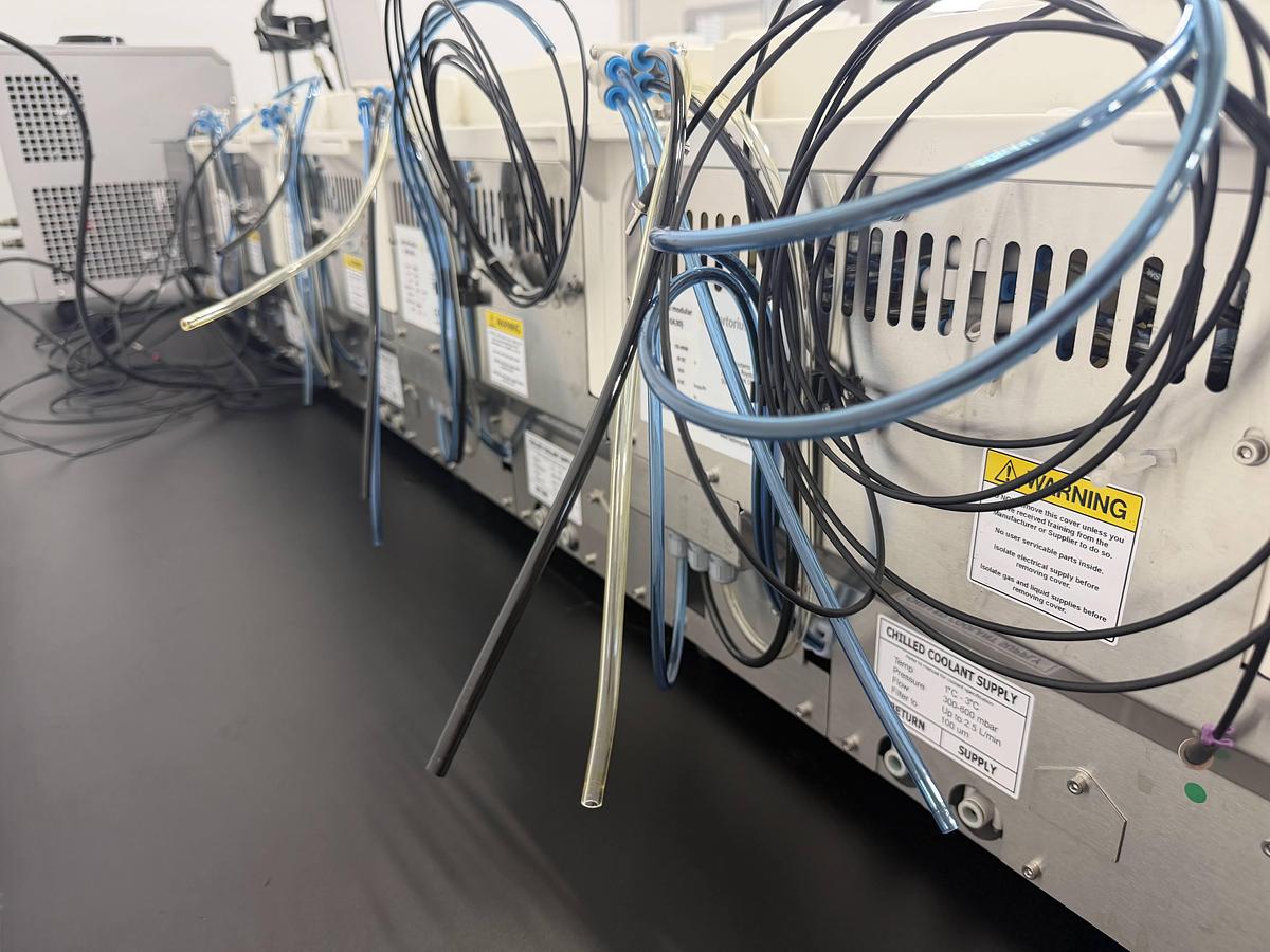 Used Sartorius ambr 250 Modular 8-Way Bioreactor System For Parts/Repair No Software