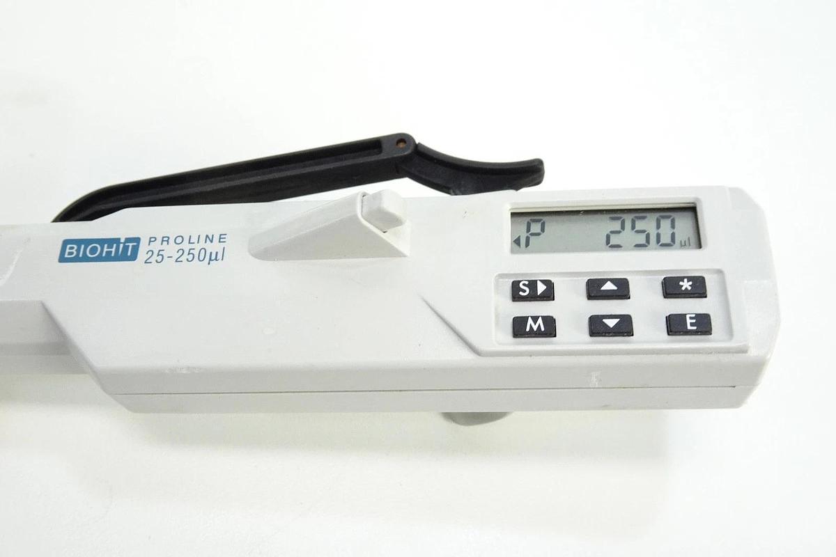 Used Biohit ProLine 12-Channel Electronic Pipette, 25-250 µL – New Battery, Excellent Condition