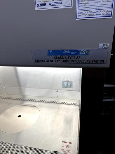 Used NuAire NU-S677-400 | SP5 | Class II Type A2 Biosafety Cabinet | 4ft | mfg 2021