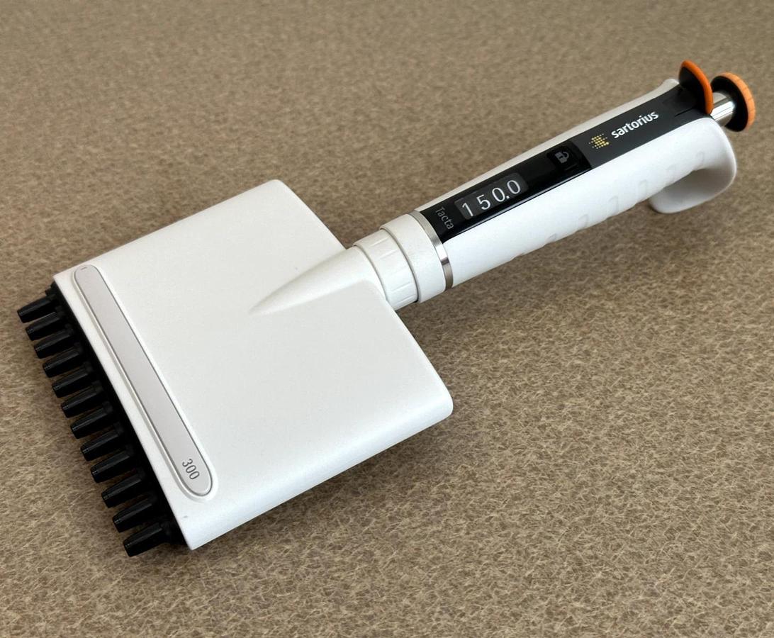 Used Sartorius/BIOHIT Tacta 300 Manual 12-Channel Pipette | 30-300uL