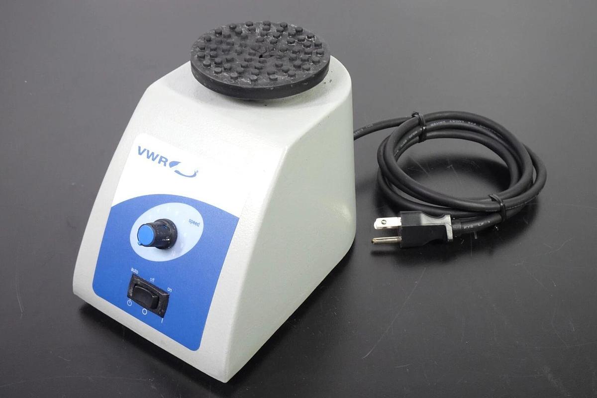Used VWR 58816-121 Analog Vortex Mixer Mini